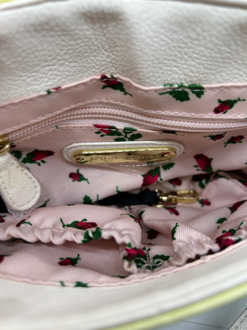Betsey Johnson Cute Whimsical Pastel  Rotary Dial Leather Crossbody Bag Purse 🌸🌸 - Picture 7 of 12